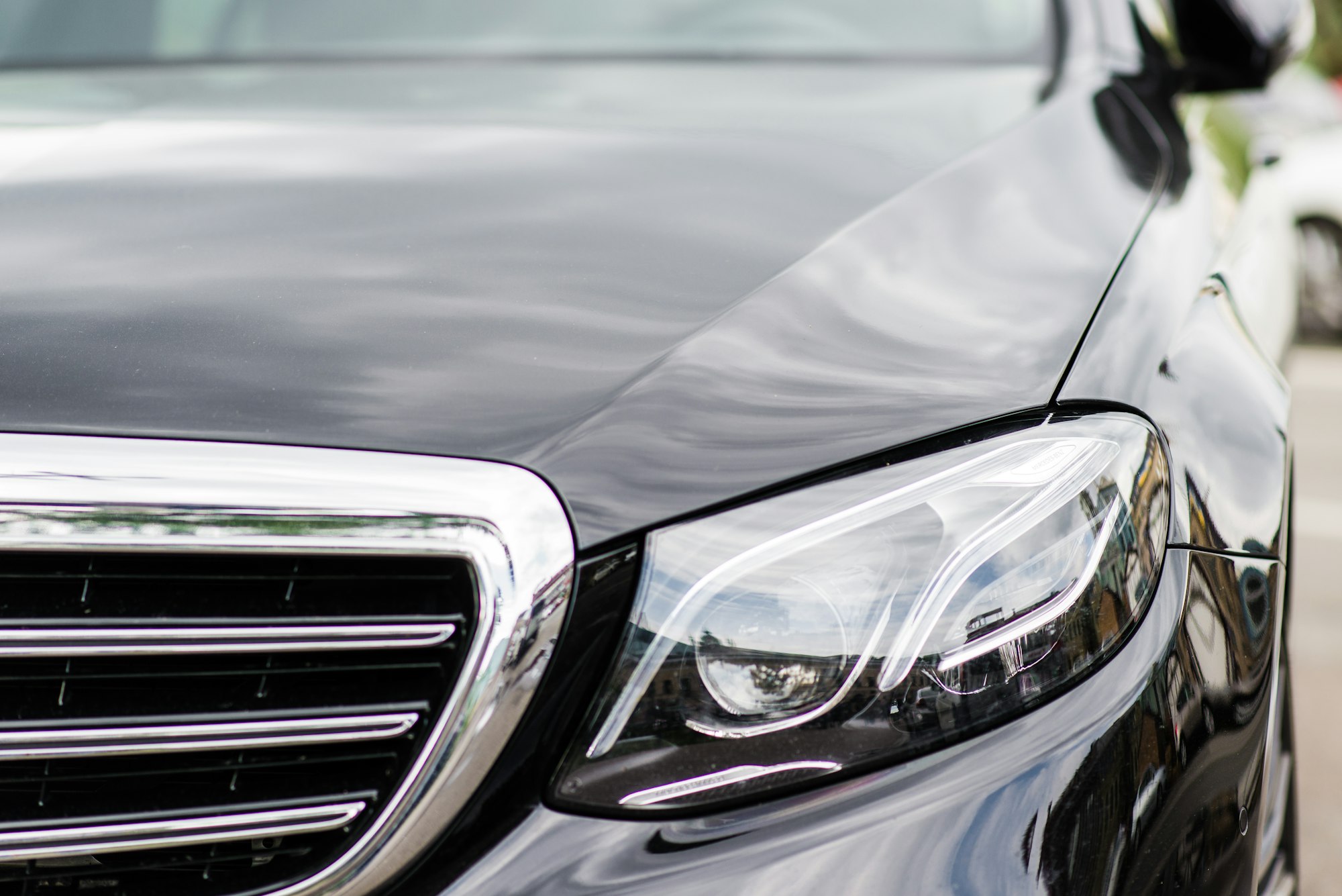 Mantenimiento especializado para Mercedes-Benz: servicios que llegan a tu hogar