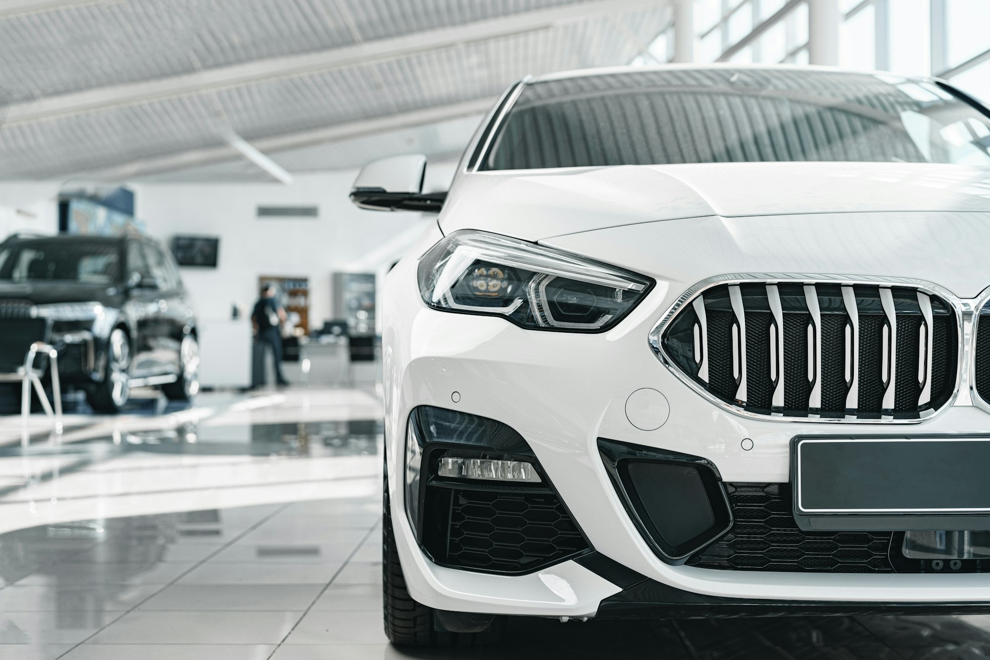 Consejos clave para mantener BMW en perfectas condiciones con servicios en casa.